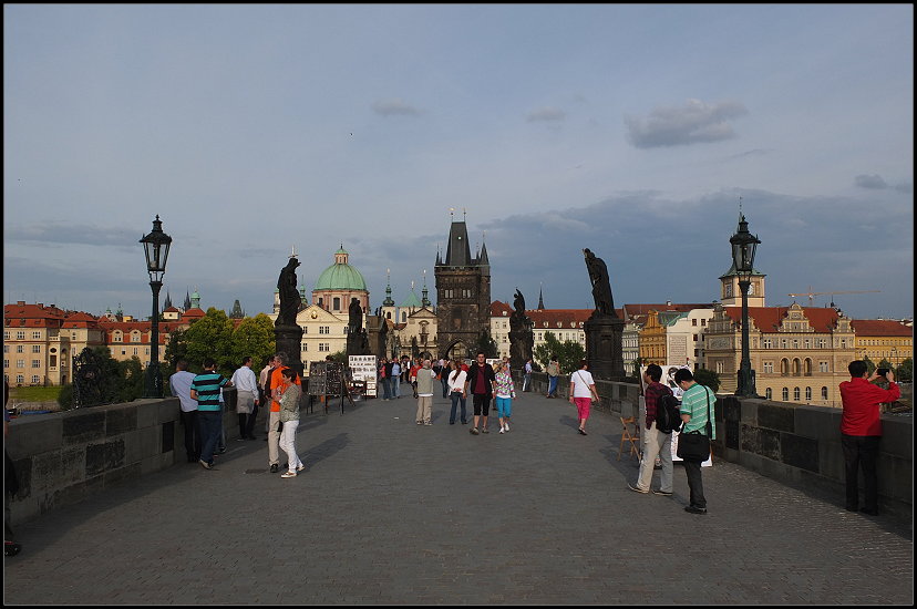 Karlsbrcke Blick von der Kleinseite zurck zur Prager Altstadt 