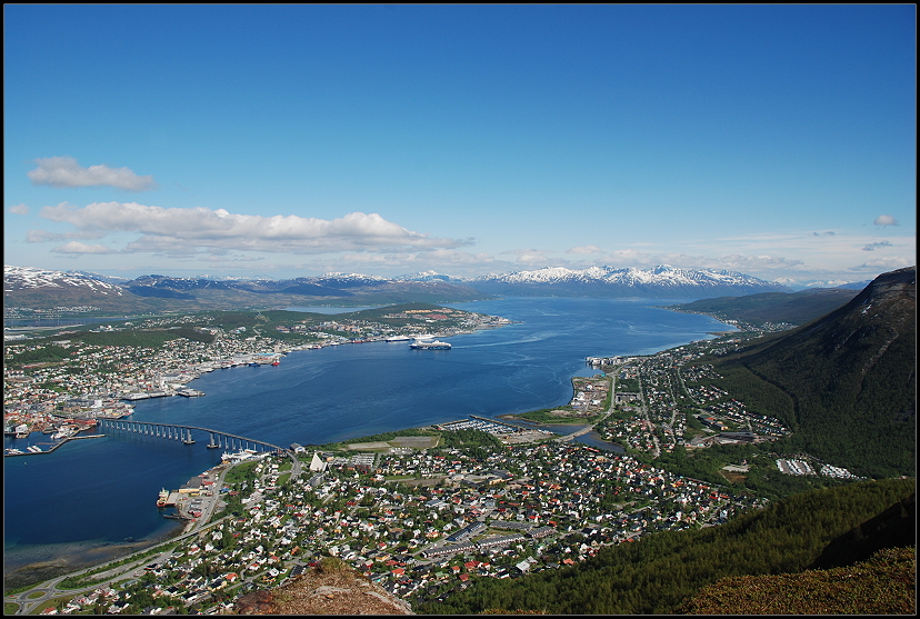Blick auf Troms vom Storsteinen