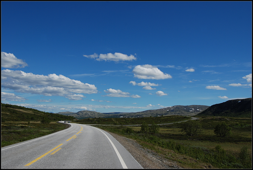 Fahrt durch den Dovrefjell-Sunndalsfjella-Nationalpark