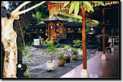 Der erste Tempel auf Bali